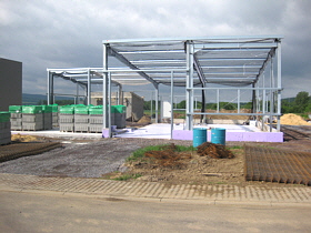 Embedding of the car lift, office - June 2010