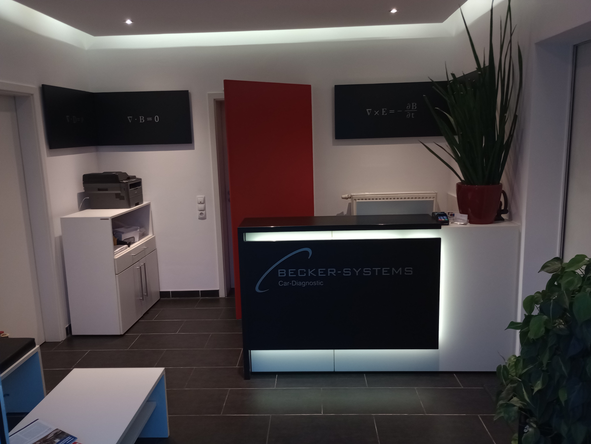 BECKER-SYSTEMS reception area