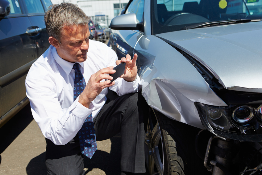 Technical Inspection und Prüfung der automotive Electronics